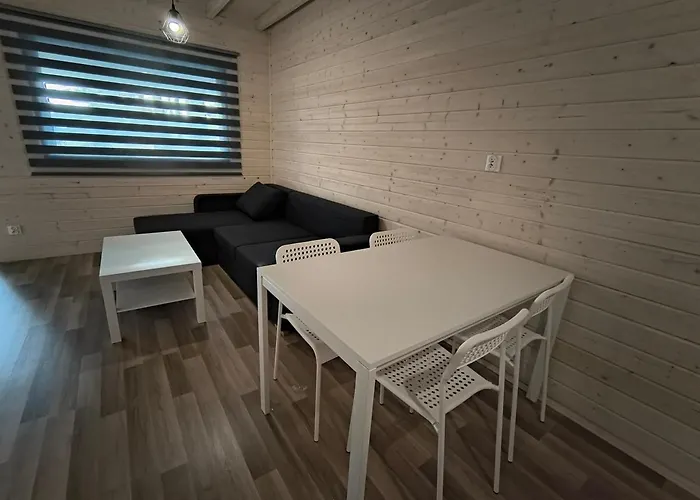 Bajo 公寓式酒店 3*